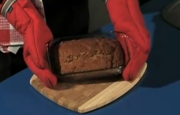 Banana Bread from Scratch & Mint Tea